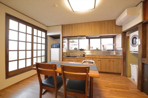 Fotografie 3: 釣りスポットの松部漁港まで徒歩1分-ファミリー&釣り好きに大人気の宿