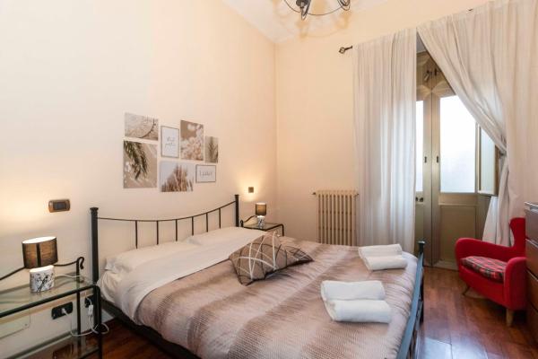 Piazza Statuto Comfy APT - with 2 Balconies, Turyn