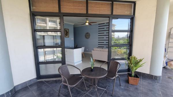 Kuva 4: Accommodation Front - Stylish 2 Sleeper near Ushaka Ushaka Marine World