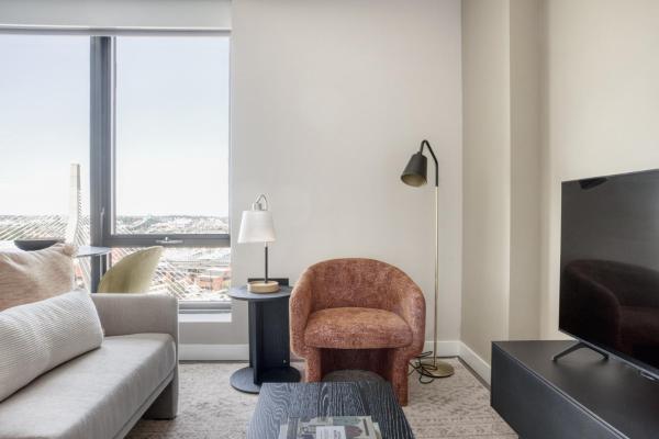 N Station Studio W Wd Gym Nr Td Garden Bos-682 - Boston, MA