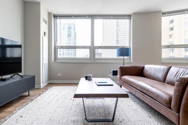 På billedet ses objektet River N 2BR wGym Deck Pool nr Mag Mile CHI-133 beliggende i byen Chicago.