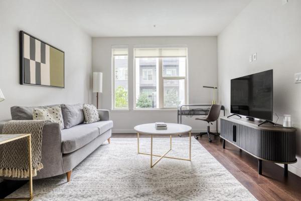 Na zdjęciu widoczny jest obiekt Milpitas 1BR w Pool Gym WD nr BART SFO-747 położony w mieście Milpitas.