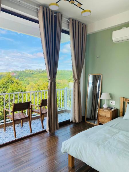 Na zdjęciu widoczny jest obiekt Dứa Homestay położony w mieście Bao Loc.