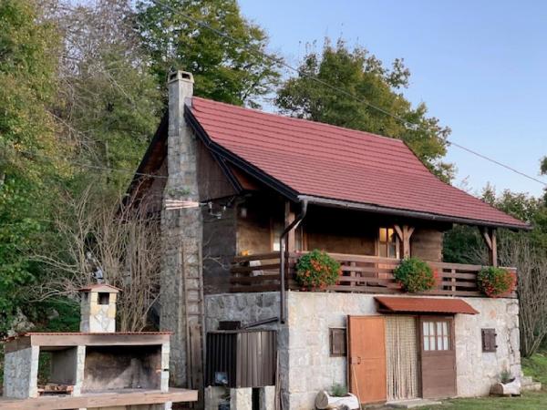 Na zdjęciu widoczny jest obiekt Holiday Home Jela położony w mieście Gospić.