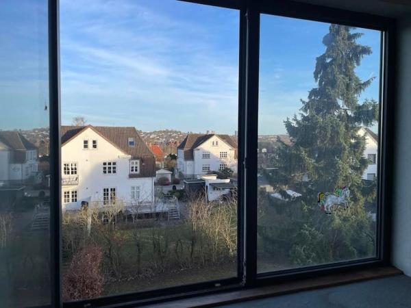 På billedet ses objektet H2 Free Parking, budget friendly beliggende i byen Aalborg.