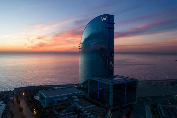 W Barcelona, Barcelona