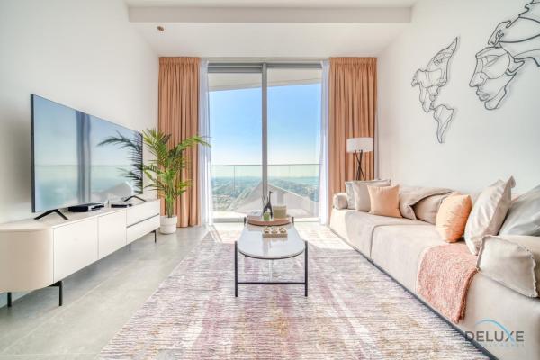 Na fotografii je vidět objekt Cosmopolitan 2BR at Stella Maris Dubai Marina by Deluxe Holiday Homes nacházející se ve městě Dubaj.