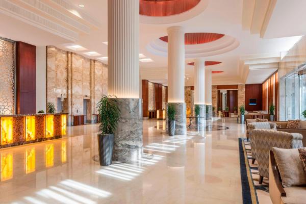 Sheraton Oman Hotel - Muscat