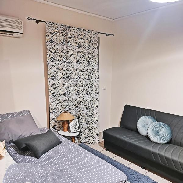 Na fotografii je vidět objekt Sweet studio in Pyrgos city near Olympia nacházející se ve městě Katarrákhion.