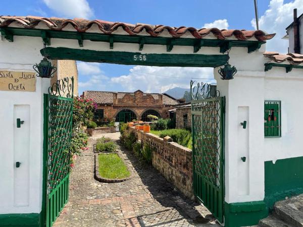 Habitación Privada En Mongui A Una Cuadra Del Parque Principal - Santander