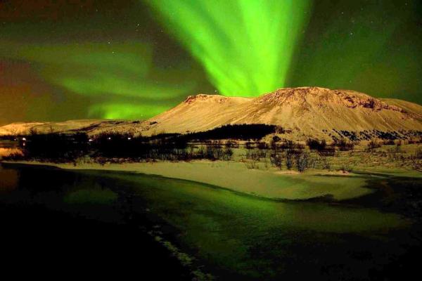 Paradise near Reykjavik w. Sauna - Northern Lights, Mosfellsbær