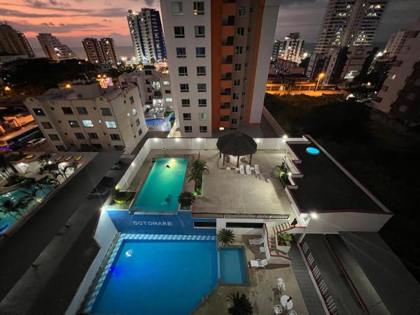 A la foto es mostra l'objecte Linda Suite Tonsupa 2 cuadras del mar 2 piscinas Av. Club del Pacifico situat a la ciutat de Tonsupa.