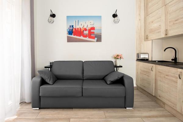 Fotografie 9: Nice Centre Flat - Modern, Quiet and Brand New