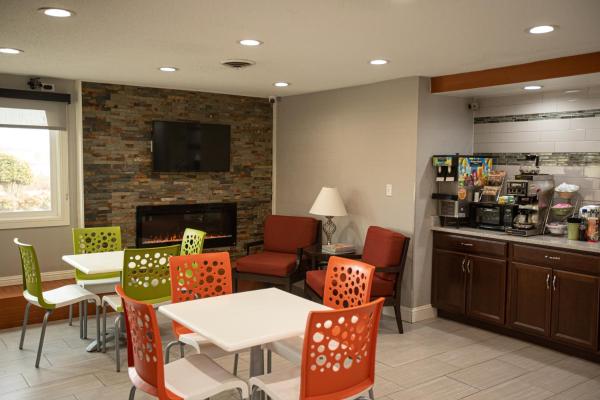 A la foto es mostra l'objecte Knights Inn Mount Airy situat a la ciutat de Salem.
