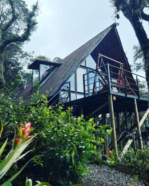 A la foto es mostra l'objecte Mirador Bosque Gran Torino Neusa situat a la ciutat de Cogua.