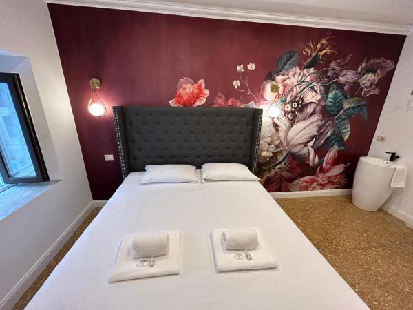 Raffaello's Place - Rome