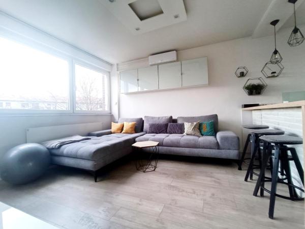 На фото показан объект Nice and Sweet Apartment - self check in, расположенный в городе Špansko.
