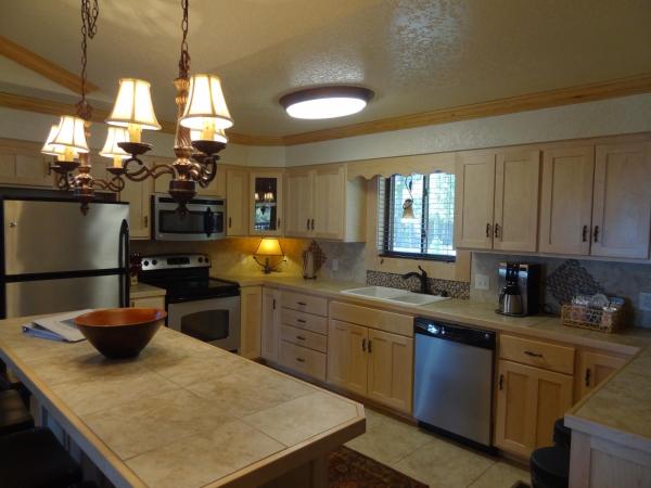 Billede 4: C22 - Luxury three bedroom, three bath cottage with hot overlooking Lake Ouachita