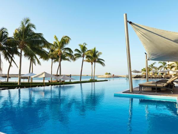 På bildet vises objektet Fanar Hotel & Residences som ligger i byen Salalah.