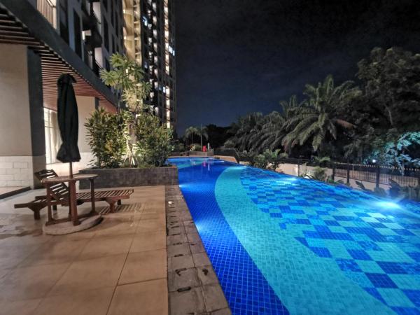 På bildet vises objektet Transpark Cibubur By Arsakha Property Management som ligger i byen Karanggan-kulon.