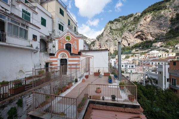 A la foto es mostra l'objecte Vittoria House Centro Storico situat a la ciutat de Amalfi.