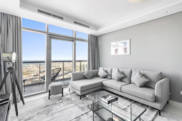 Na fotografii je vidět objekt StoneTree - Paramount Tower Hotel&Residences 3 BR - Sea View and Infinity Pool nacházející se ve městě Dubaj.