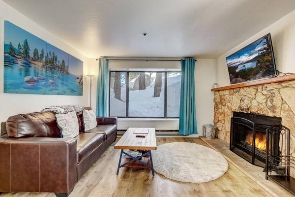 Heavenly Mountain Lake Retreat Near Skiing, Hiking & Biking - Nevada