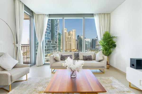 Na fotografii je vidět objekt MarinaVista Bluewaters Island 52 42 Dubai Marina 2 BR-Beach-Sea View nacházející se ve městě Dubaj.