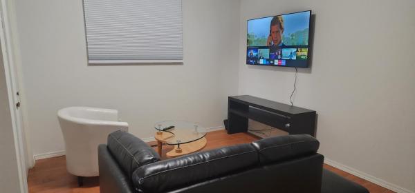 På billedet ses objektet ChessKings Guest House - Unit 1 beliggende i byen Winnipeg.