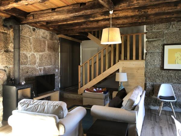 The photo shows the Vila Forno located in the city of Bustelo.