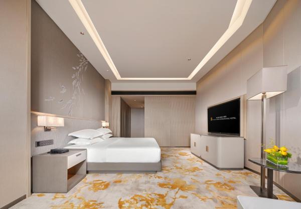 A la foto es mostra l'objecte Jinyun Jingjiang International Hotel situat a la ciutat de Jinyun.