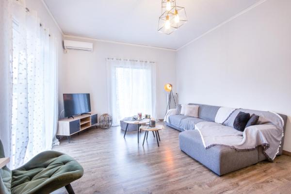 Apartment with Parking near Medical Center, Athen