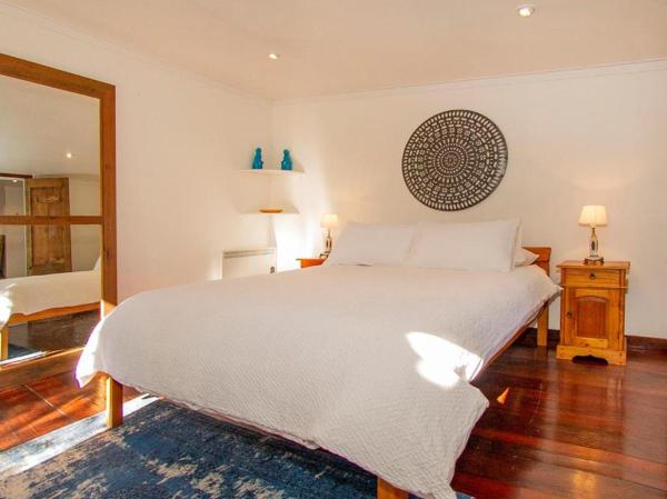 Zdjęcie 2: Hosts on the Coast - Tairua Treehouse