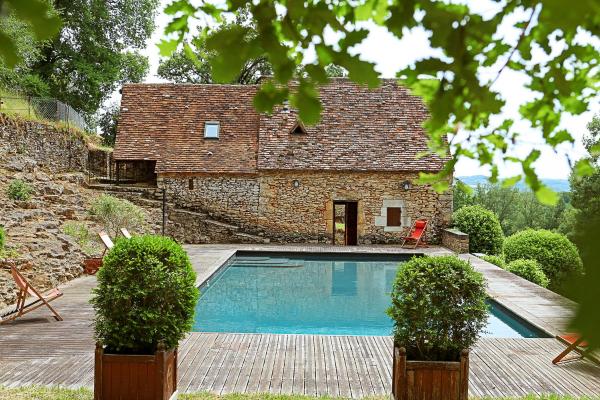 A la foto es mostra l'objecte Chambres d'hôtes avec Piscine la Rossillonie situat a la ciutat de Cazenac.