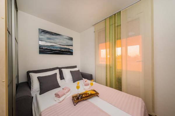 Na fotografii je vidět objekt Paeninsula Studio Apartment nacházející se ve městě Vranjic.