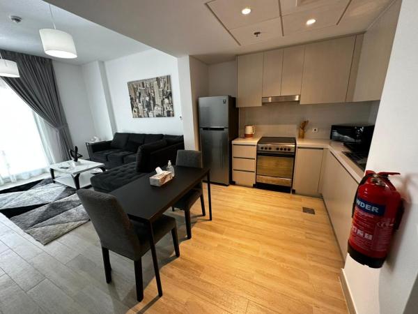 Bilde 4: Modern Flat - Near F1 Circuit
