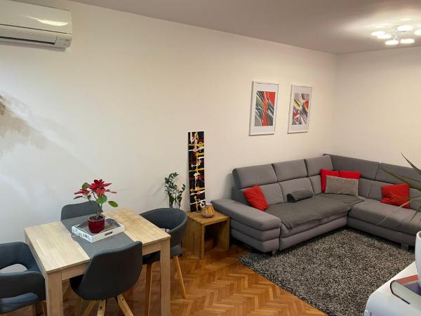 Billede 7: Split apartment - 5 min by car to the beach & city center - free public parking