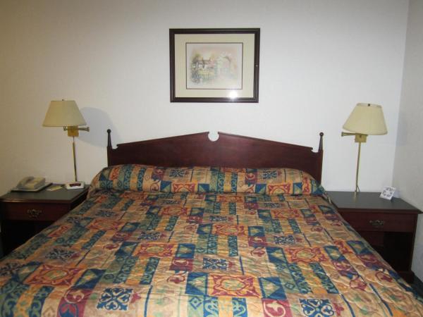 Foto 3: Super 8 by Wyndham 100 Mile House