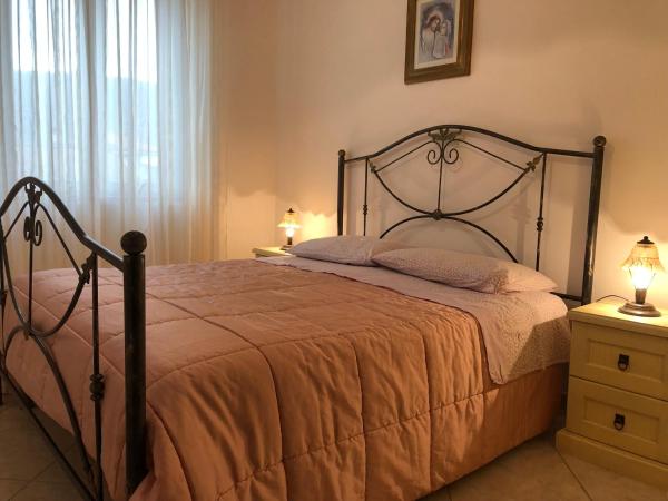 A la foto es mostra l'objecte A casa ru´pustino situat a la ciutat de Castellabate.