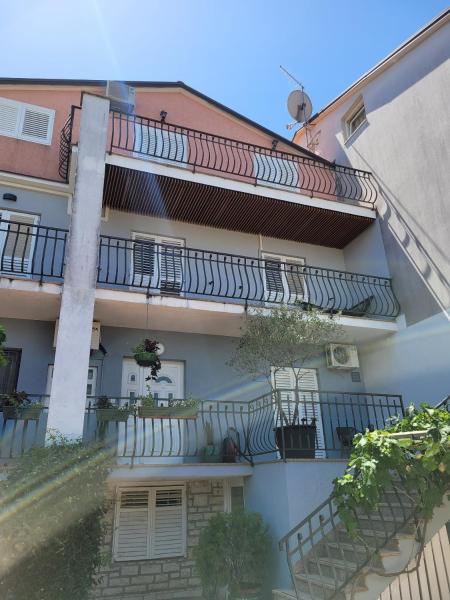 Apartments With Parking Space Rovinj - 19655 - Rovinj
