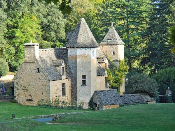 A la foto es mostra l'objecte Logement d'exception dans le Château de Lacypierre situat a la ciutat de Combas.
