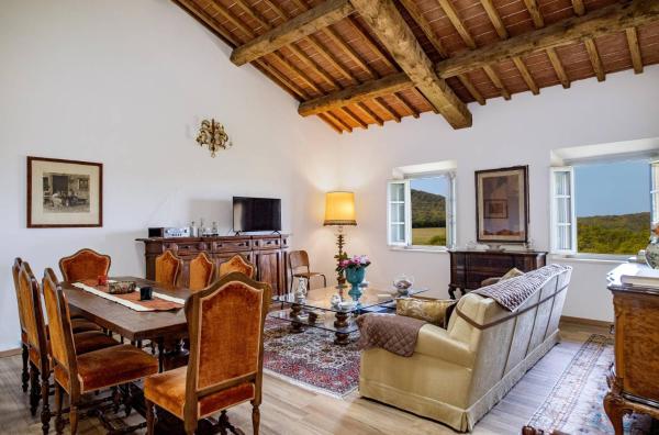 Il Loggiato Di Lorena - Monteriggioni