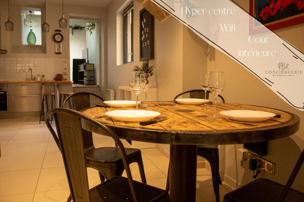 A la foto es mostra l'objecte Le Triplex - 4 pers - Wifi - Centre ville situat a la ciutat de Mende.