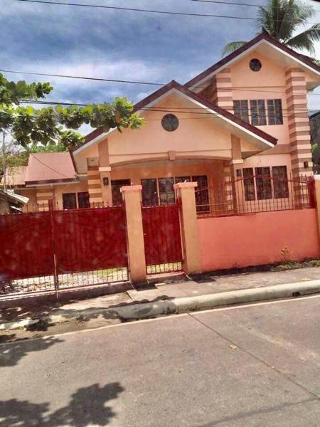 På billedet ses objektet Josephine's Home Donsol Sorsogon beliggende i byen Donsol.