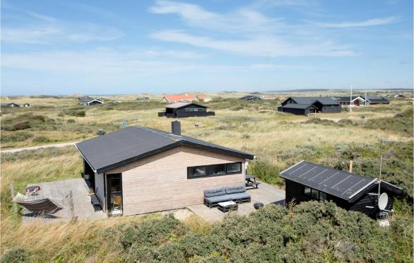 På billedet ses objektet Holiday Home Hummervej Hjørring I beliggende i byen Lønstrup.