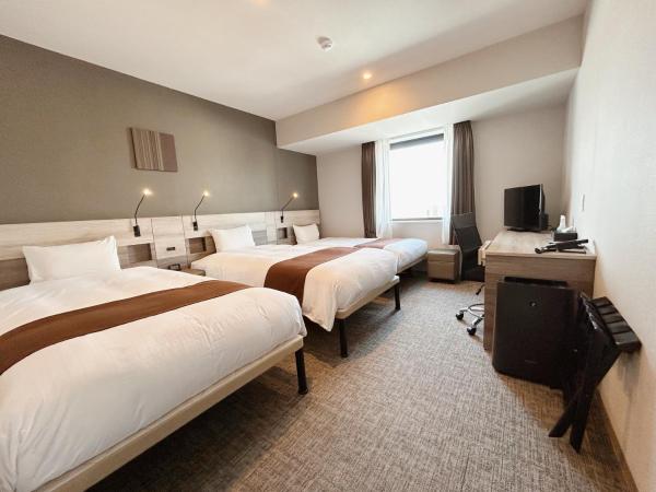På billedet ses objektet Smile Hotel Premium Hakodate Goryokaku beliggende i byen Hakodate.