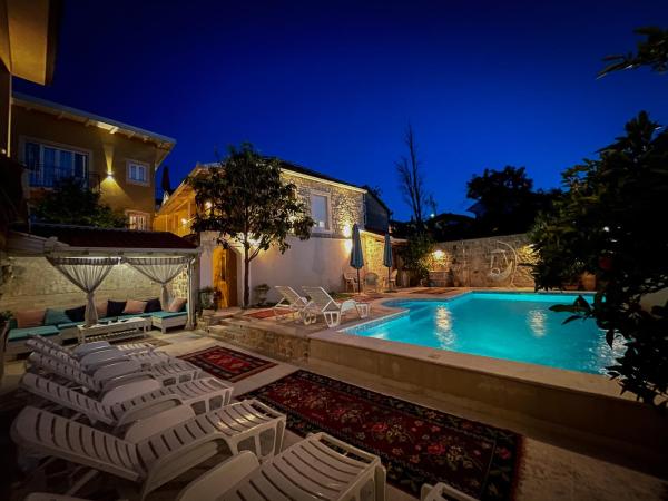Na zdjęciu widoczny jest obiekt Apartments Villa Mike położony w mieście Mostar.
