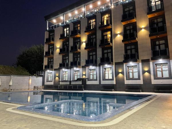 A la foto es mostra l'objecte Rayyan Hotel & SPA Tashkent situat a la ciutat de Kadyrʼya.