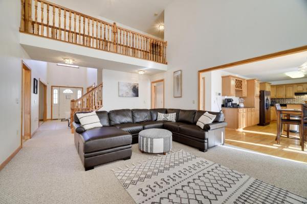 Luxury Spacious Home With Some Free Amenities And Activities! - Pennsylvania