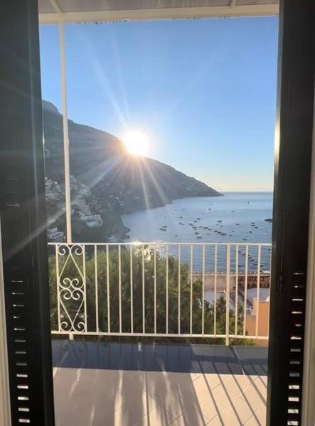 A la foto es mostra l'objecte Queen View Apartment - No kitchen situat a la ciutat de Positano.